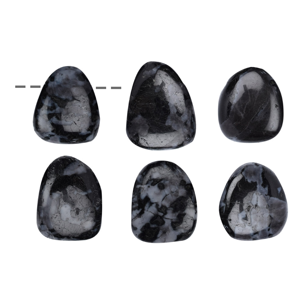 Trommelstein Gabbro (Mystic Merlinite) gebohrt