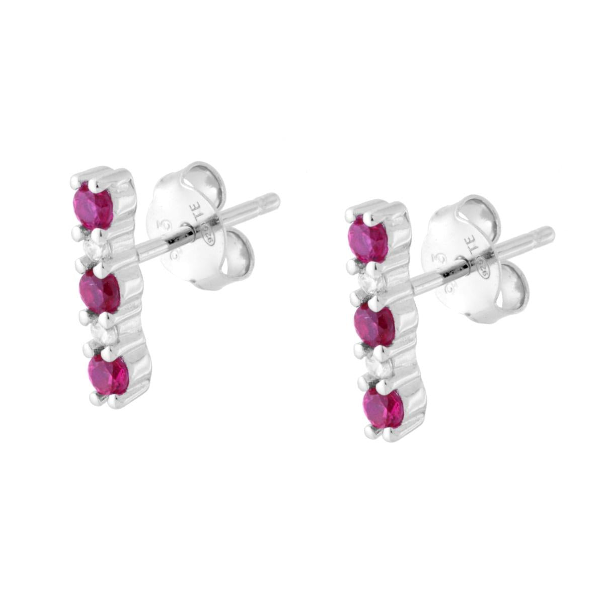 Ohrringe in Barretta-Form mit Cubic Zirconia Rubinrot und Weiß, aus 925er Silber, rhodiniert. - MeinSchmuckShop