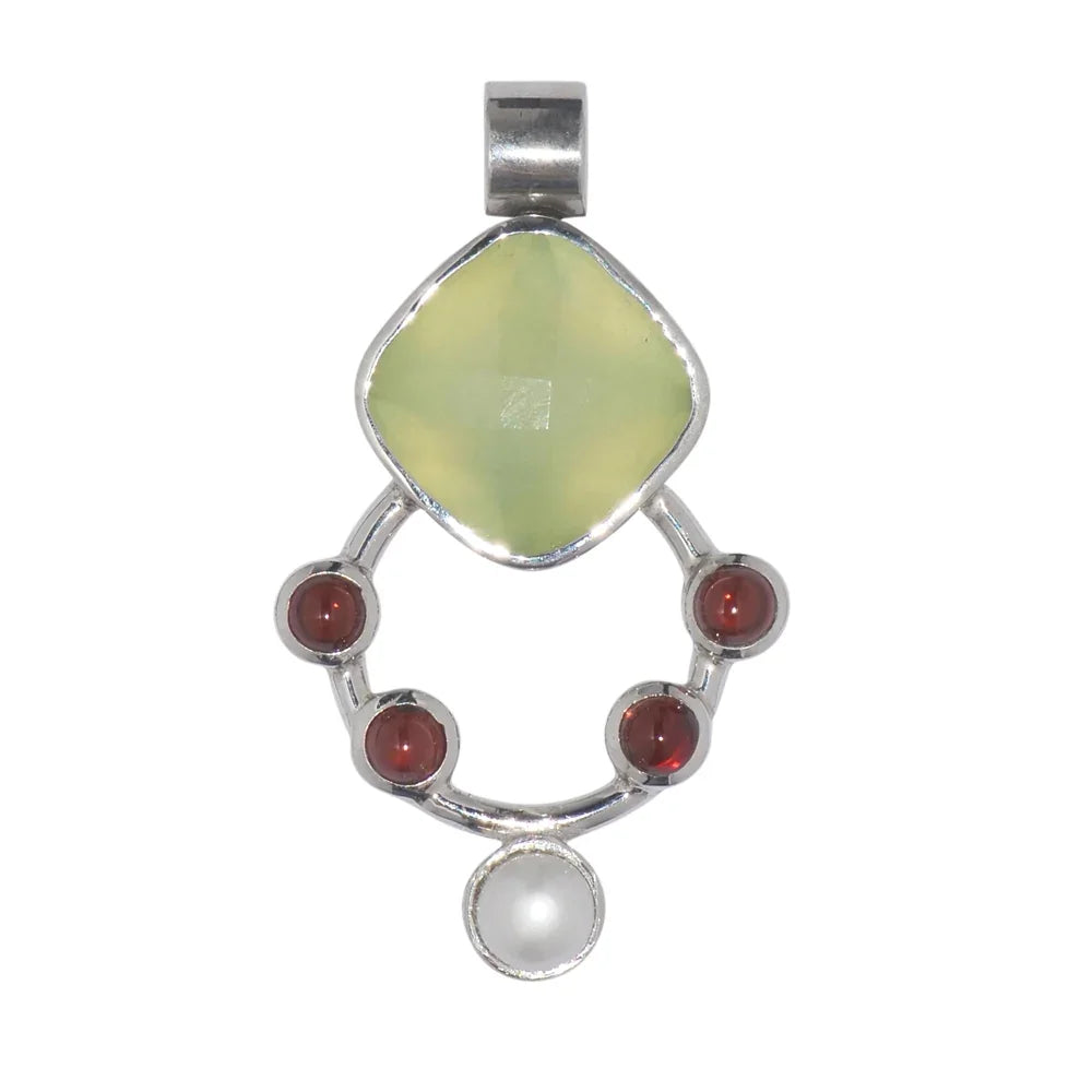 Anhänger Prehnite, Granat, Perle, 4,4cm, rhodiniert - MeinSchmuckShop