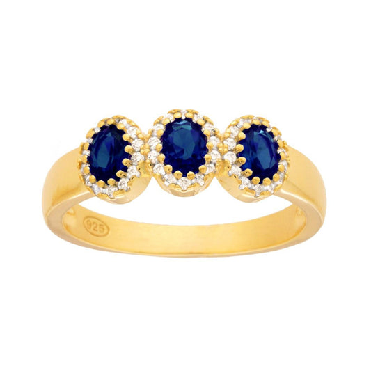 Trilogie-Ring Blau Saphir, umrandet von weißen Cubic-Zirkonien, in 925er Silber, Goldplattiert. - MeinSchmuckShop