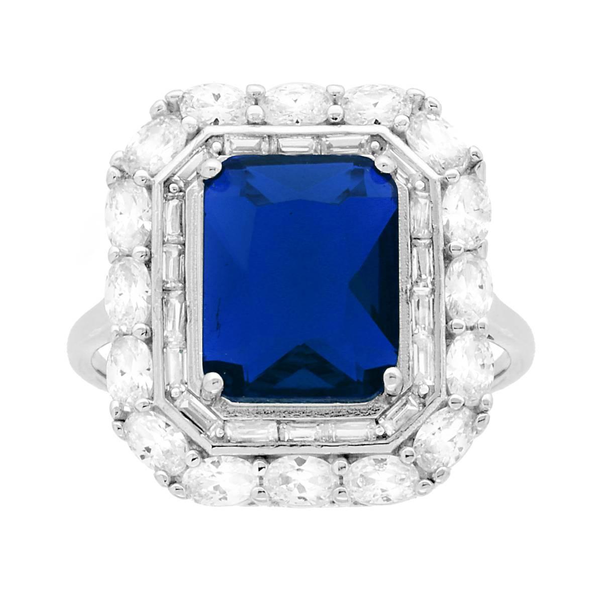 Blauer Saphir, rechteckiger Ring, umrahmt von weißen kubischen Zirkonien in Oval- und Baguetteform, rhodiniert aus 925er Silber. - MeinSchmuckShop