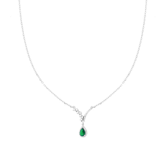 Kette mit diamantierter Ankerkette, mit weißem Diadem und grünem Smaragd-Tropfen, umrandet von weißen Cubic Zirconia-Steinen, aus Silber 925, rhodiniert. - MeinSchmuckShop