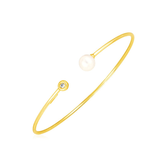 14k Yellow Gold Cuff Bangle with Pearl and Diamond (3.00 mm) - MeinSchmuckShop